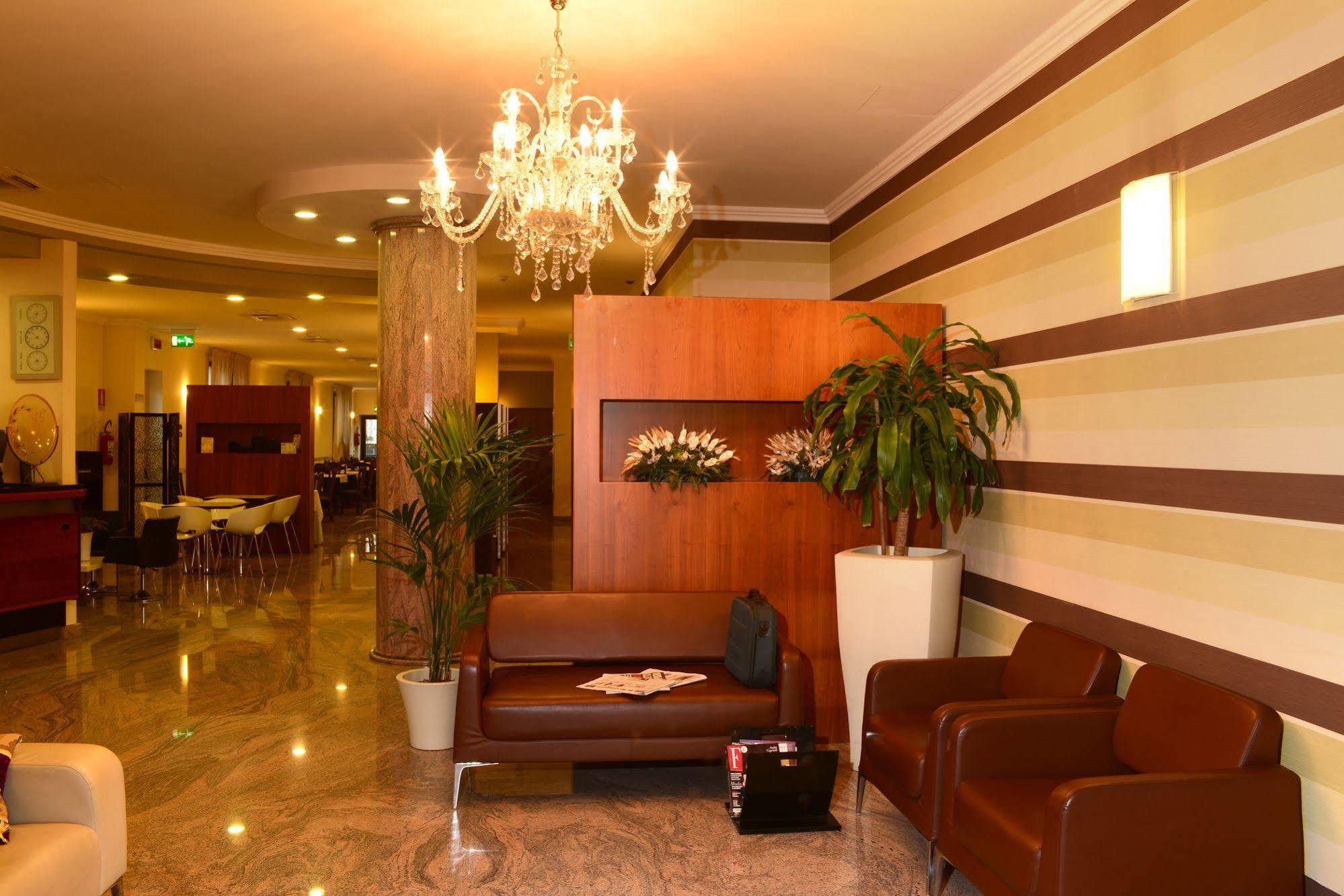 Hotel Iacone Chieti Eksteriør billede