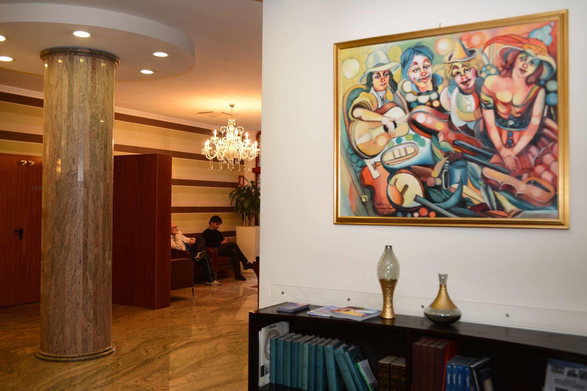 Hotel Iacone Chieti Eksteriør billede